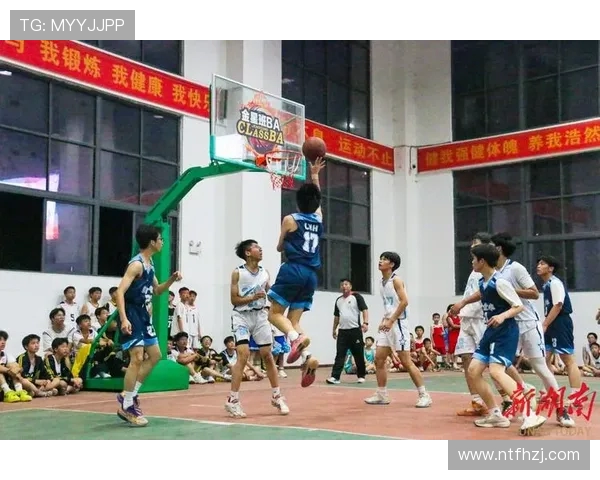 篮球热潮席卷校园青年奋力拼搏展现团队精神与青春风采 篮球热潮席卷校园青年奋力拼搏展现团队精神与青春风采