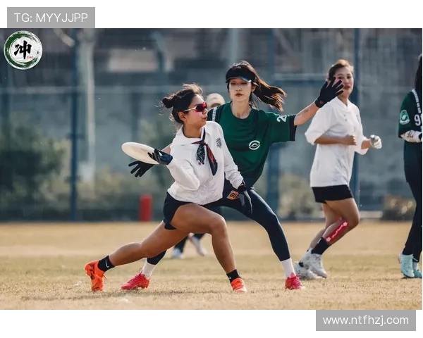 南京飞盘队的默契配合与战术分析探讨飞盘运动的魅力与团队协作的重要性