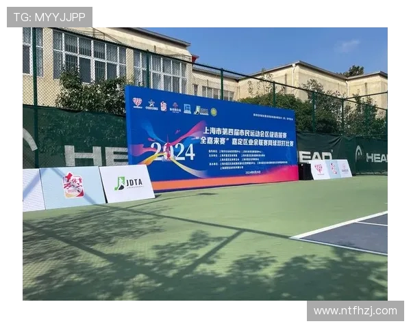 深圳网球队耐力训练揭秘:网球巨献背后的坚持与奋斗 深圳网球队耐力训练揭秘:网球巨献背后的坚持与奋斗